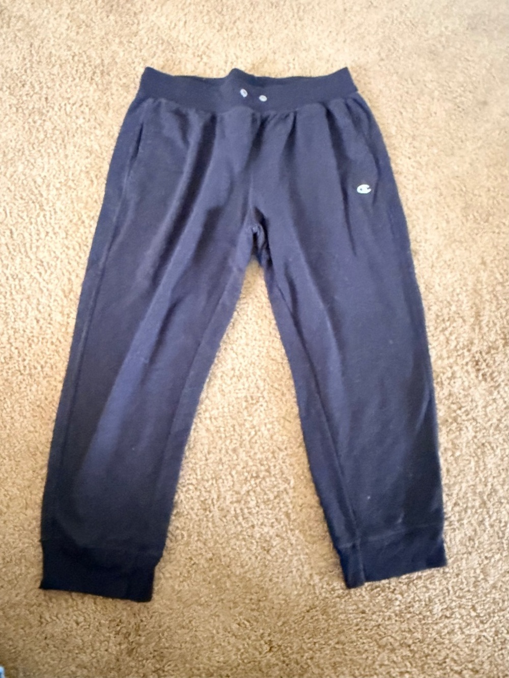 Champion Women's black capri joggers M
